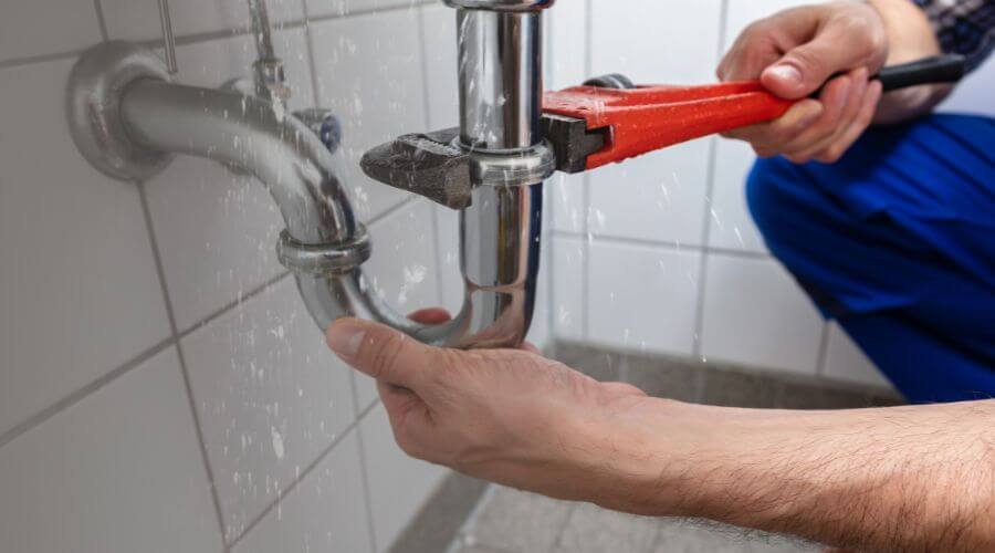 Expert burst pipe repair services in Comer, GA